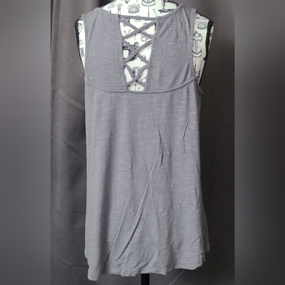 Maurices Women's Medium Tank Top